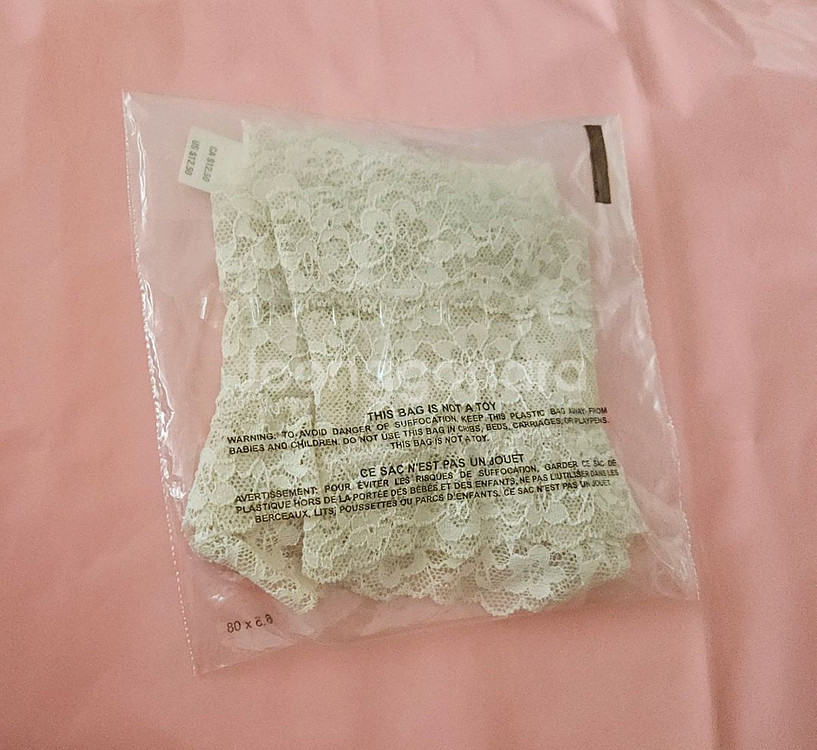 빅토리아시크릿 레이스 팬티 새상품--1