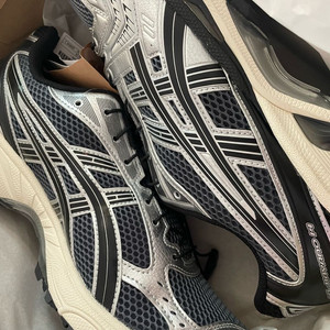 젤카야노14 언리미티드 (285)