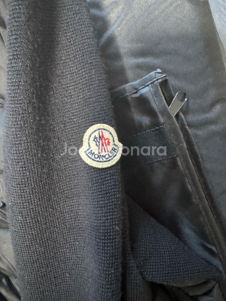 몽클레어니트패딩2xl--4