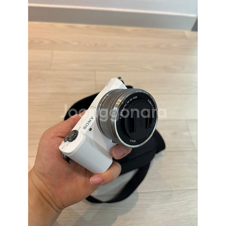 소니 A5000 미러리스 카메라--0