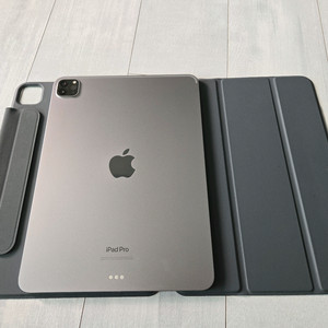 아이패드 프로 4세대(M2) 11인치 128GB Wi-Fi + 애플펜슬 2세대