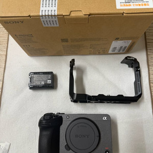 소니 fx30 판매합니다(24년 12월 구매)