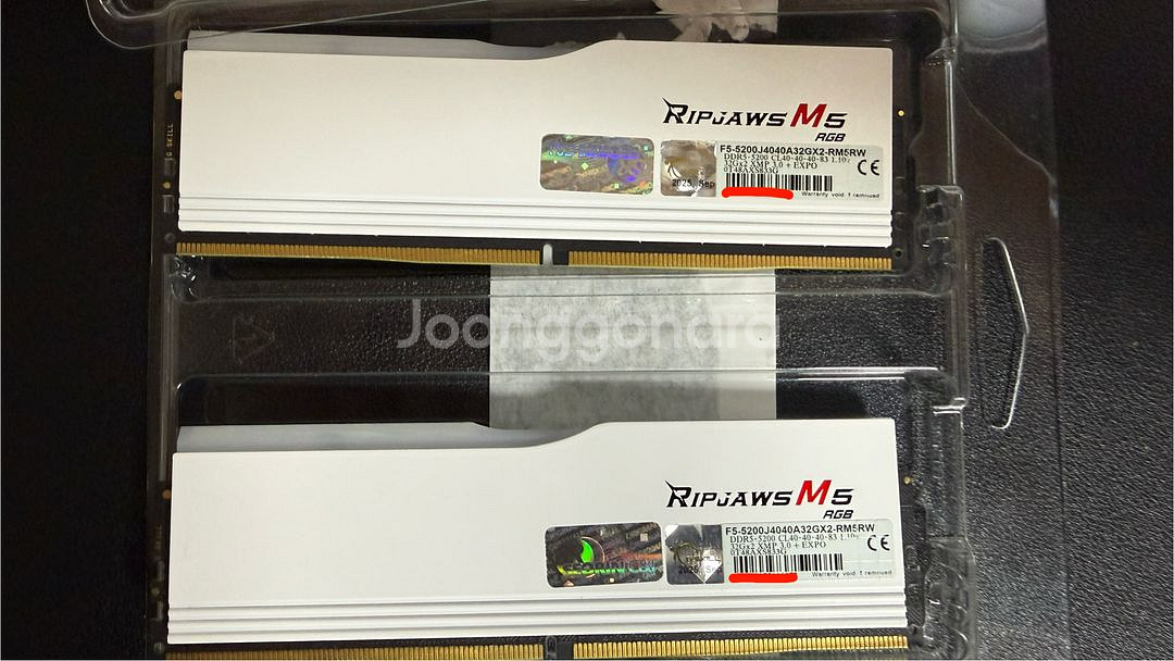 G.SKILL DDR5-5200 CL40 RIPJAWS M5 RGB 화이트 패키지 (64GB(32Gx2))--1