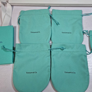 티파니 파우치 대형4개, 일반1개