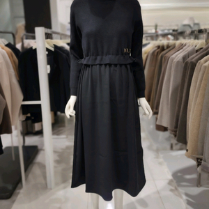 나이스클랍 니트블록 하이넥 원피스 프리사이즈