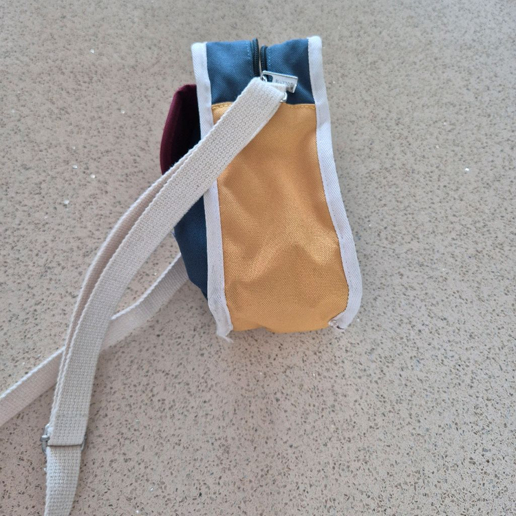 키즈 보온 물병 가방 이미지