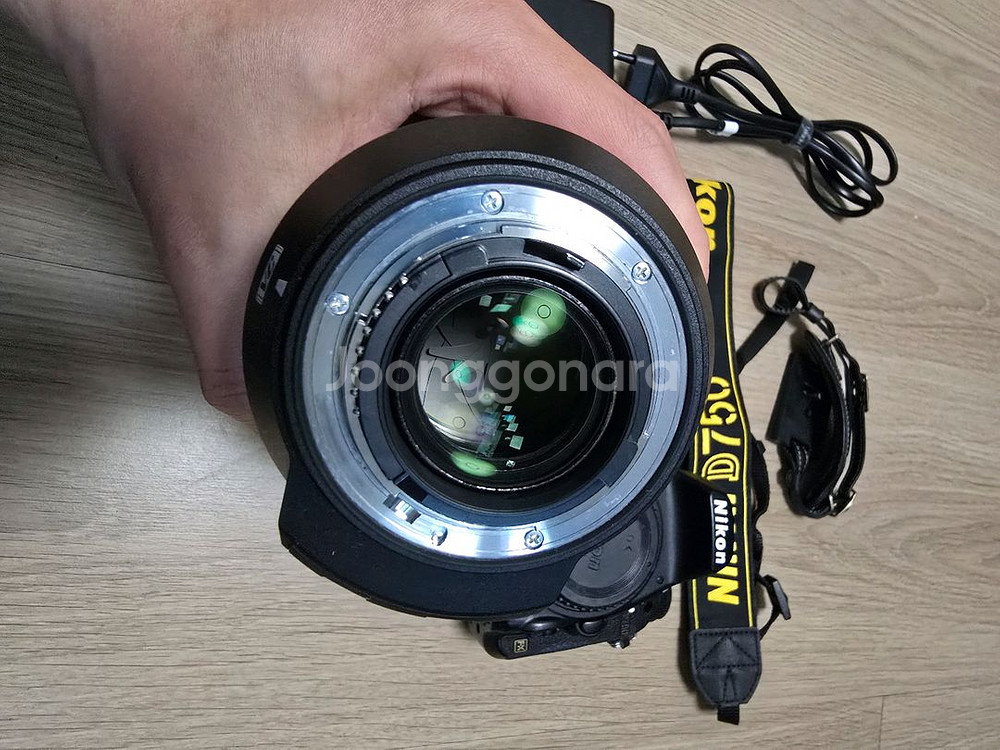 니콘 탐론 24-70mm F/2.8 표준 줌렌즈--2