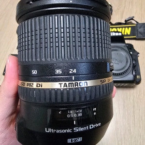 니콘 탐론 24-70mm F/2.8 표준 줌렌즈