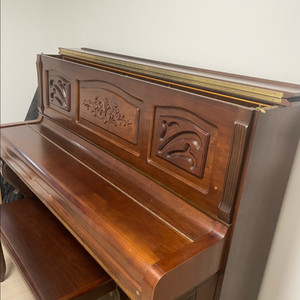 영창 업라이트 피아노 u-121