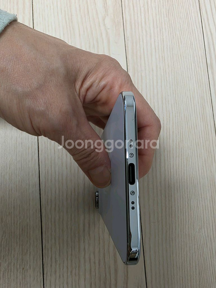 아이폰17에어 512GB. 스카이블루.정상해지된 공기계. 풀박스 케이스 및 보호필름 포함--6