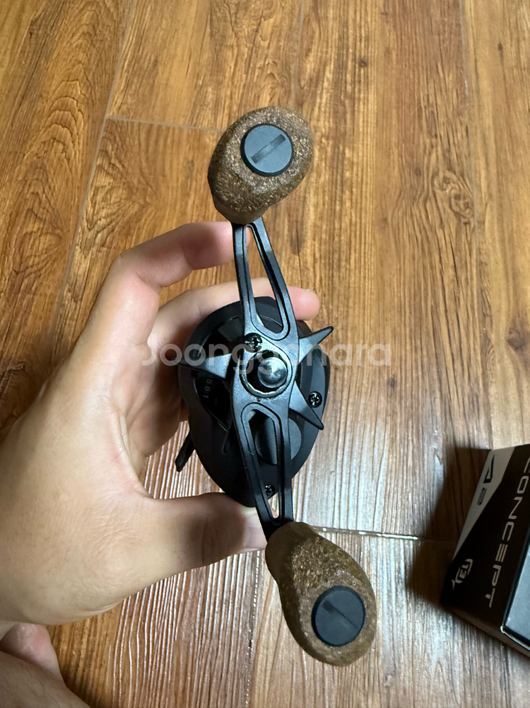 라팔라 13피싱 컨셉A2 베이트릴 판매합니다--2