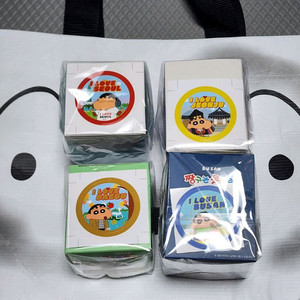 2024 짱구 팝업 한정판 피규어 무드등 세트로 판매합니다!