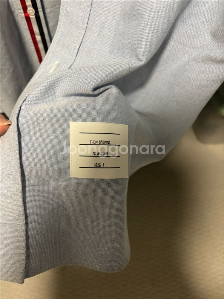 톰브라운 셔츠--1