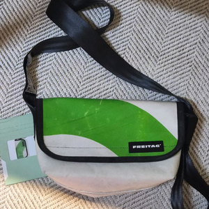 프라이탁 하와이파이브오+민트택