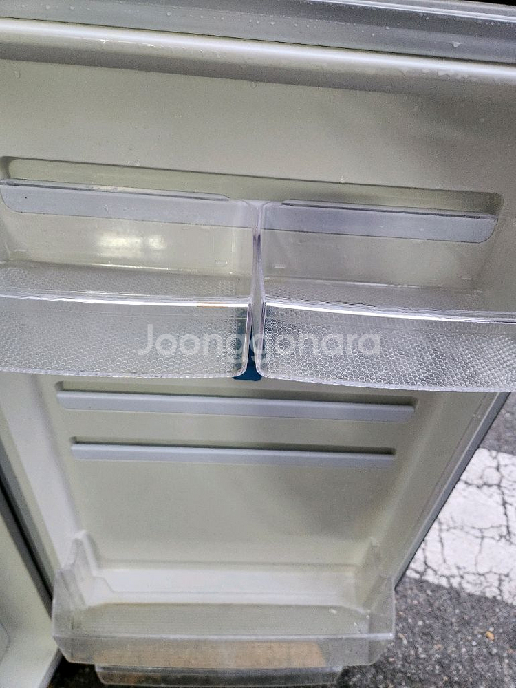 2019구매 냉장고 260리터급 근처 가져다 드려요--2