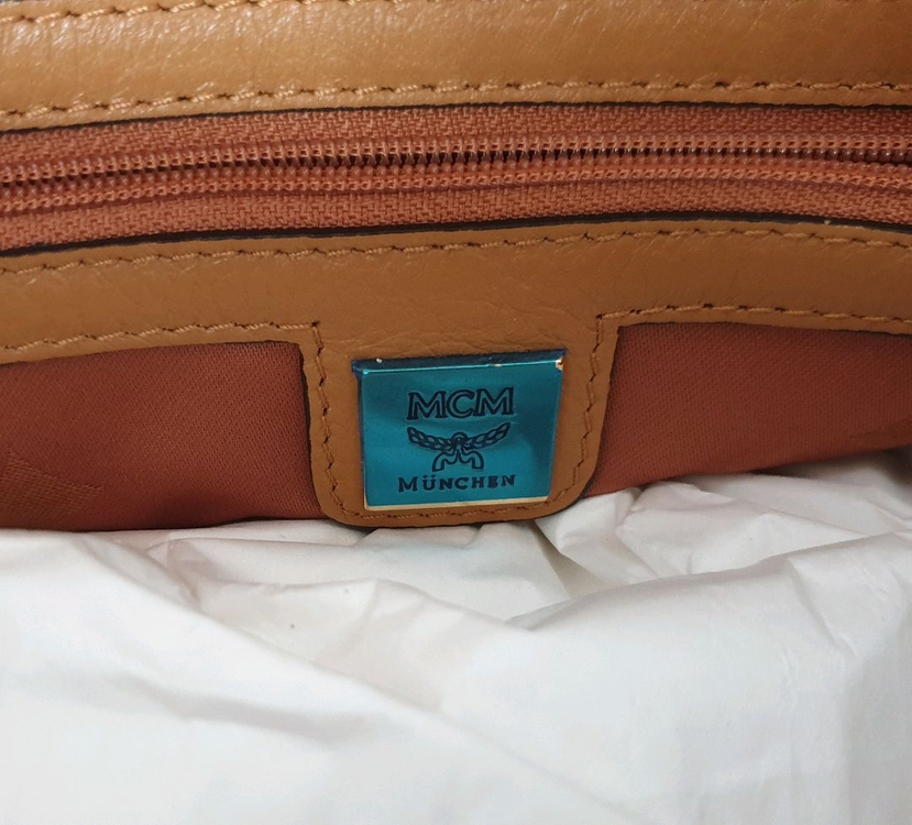 [새상품] MCM 가방 여성 숄더백--7