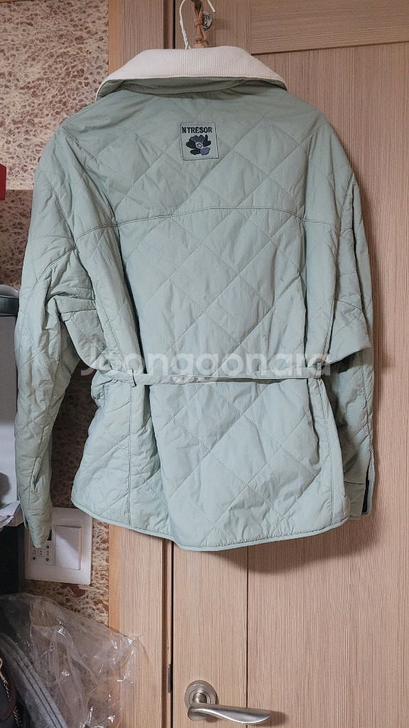 나이스클랍 벨티드 퀼팅자켓 55 새상품--2