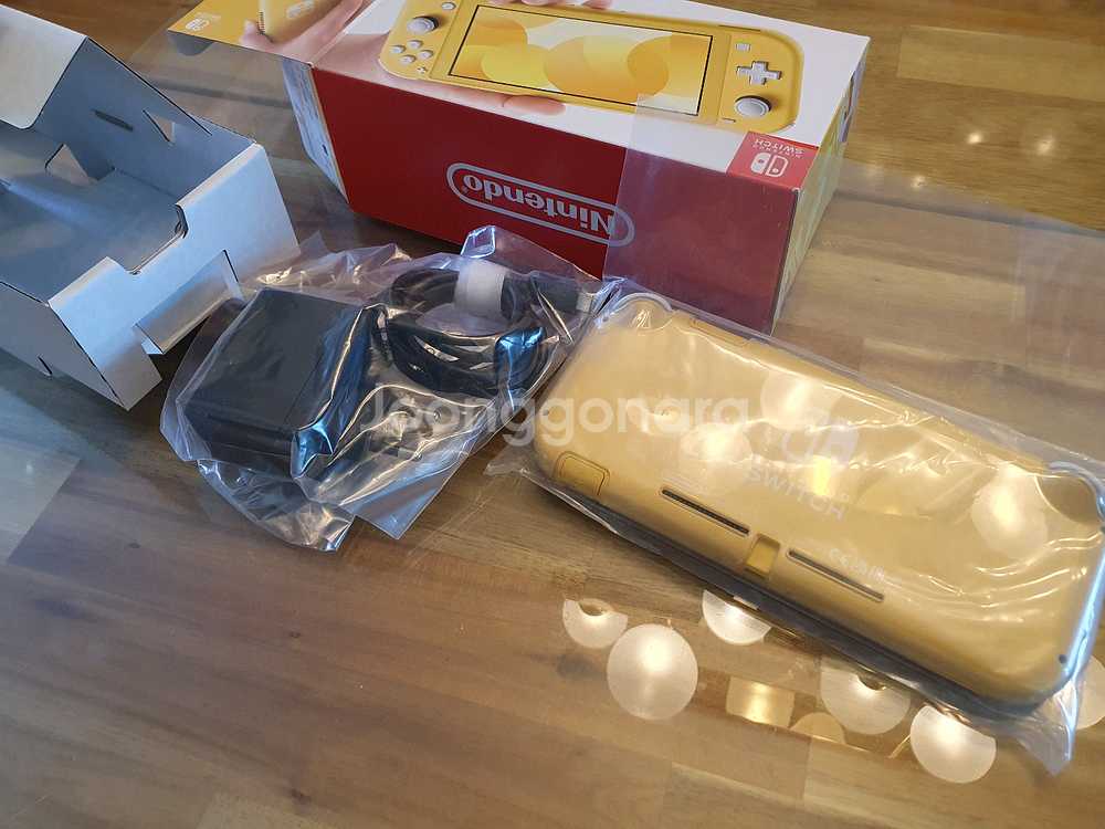 닌텐도 스위치 라이트 옐로우--2