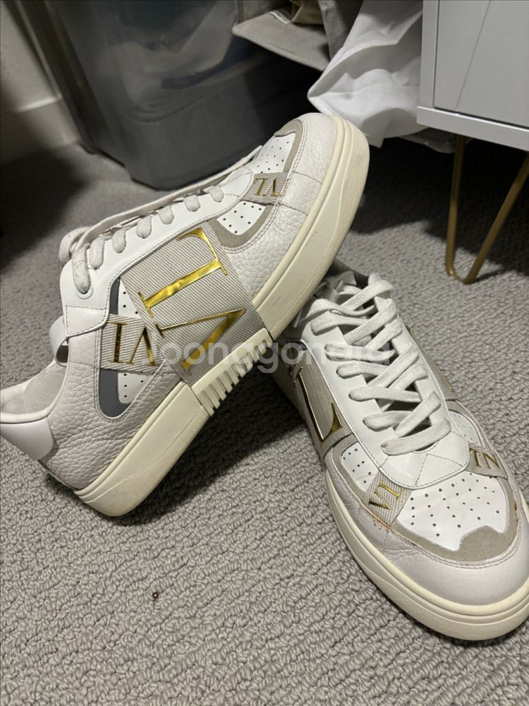 발렌티노 로고 스니커즈--0