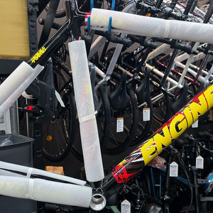 엔진11 IRD 프레임셋 팝니다 S사이즈 510