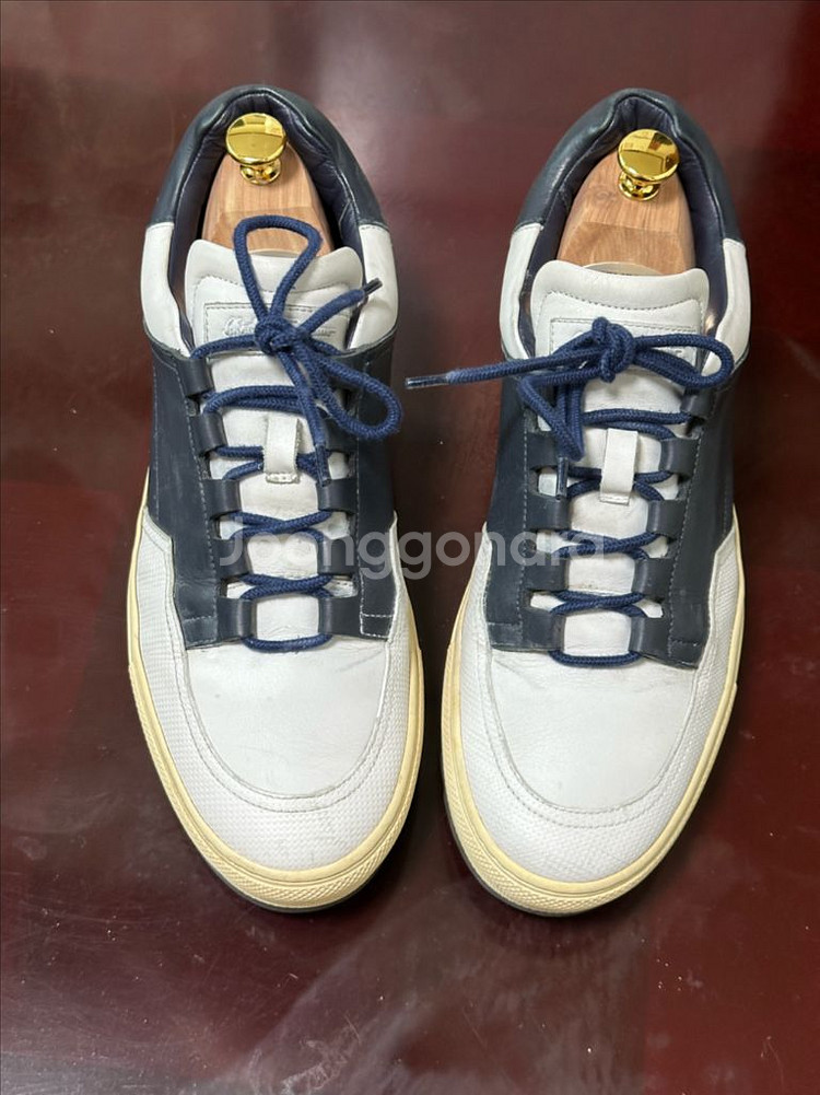 페라가모 화이트/네이비 스니커즈 운동화 스니커즈--0