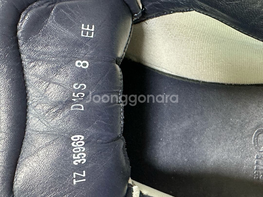 페라가모 화이트/네이비 스니커즈 운동화 스니커즈--7