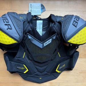 바우어 프로텍터 세트, 아이스하키 장비