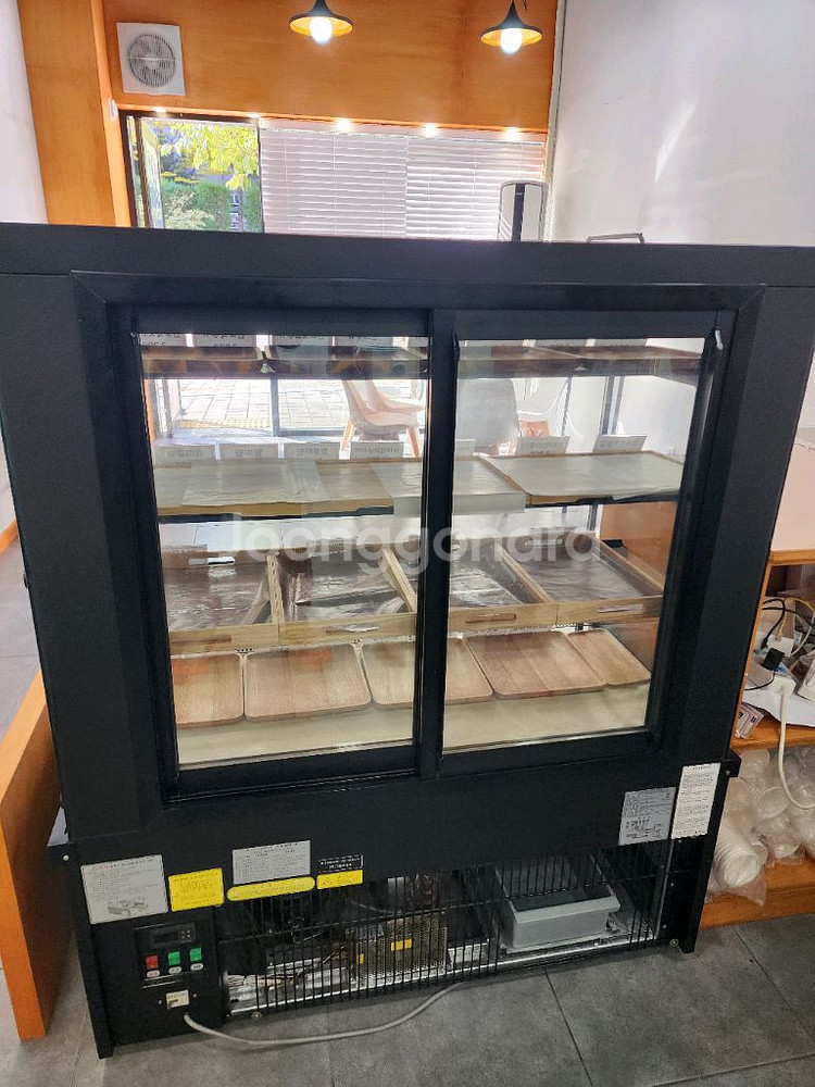 그랜드우성 1200 제과쇼케이스 4단--2