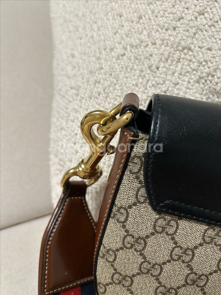 구찌 GG 패드락 크로스백--6