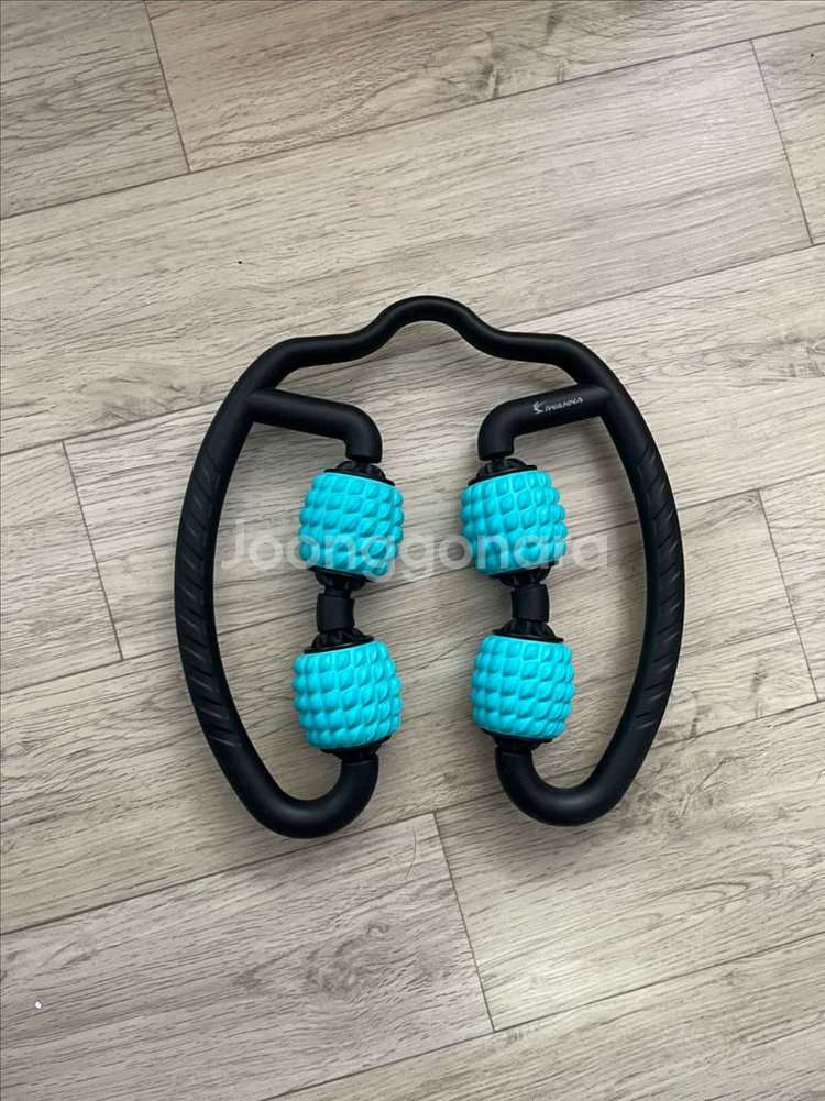 swanna 브랜드의 셀프 롤러 마사지기 싸게 판매합니다.--1