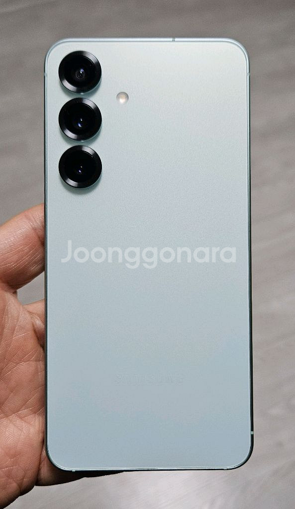 갤럭시 S25 민트 256GB A급 싸게 팝니다.--1