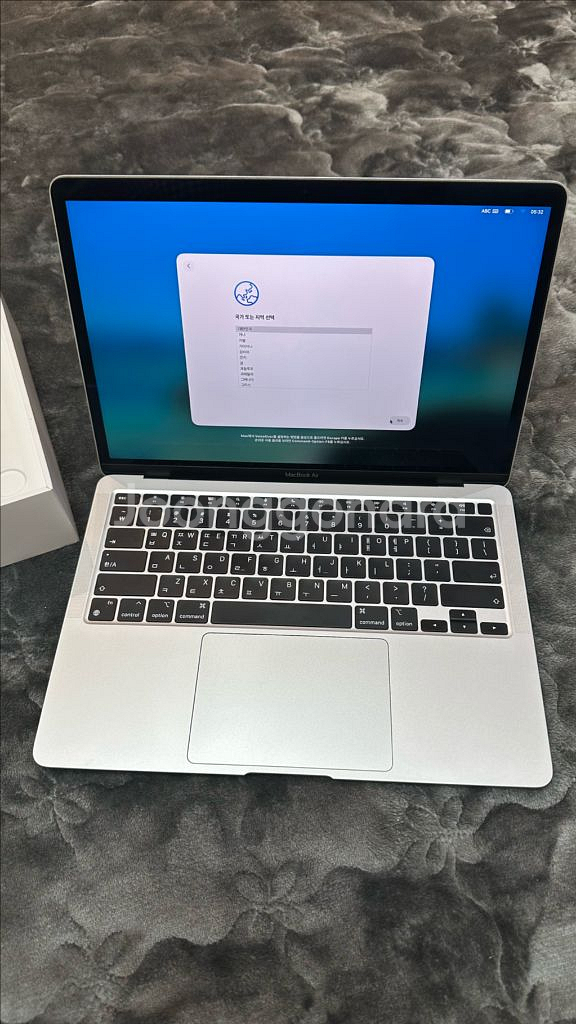맥북에어 m1 8/256G 실버(배터리 100%)--1