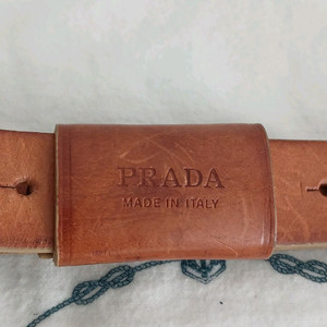 프라다 가죽벨트 브라운 남녀공용 정품