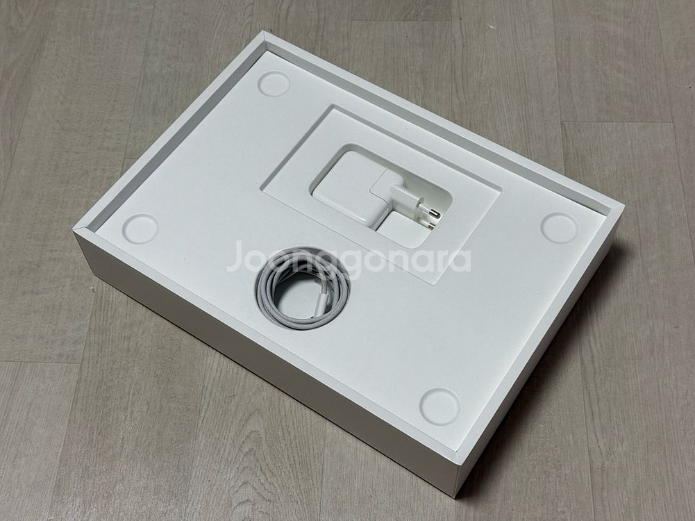 (배터리100) 맥북 에어 m2 13인치 8g 256g 실버--1