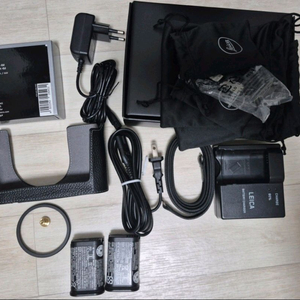 라이카 Q2 모노 팝니다