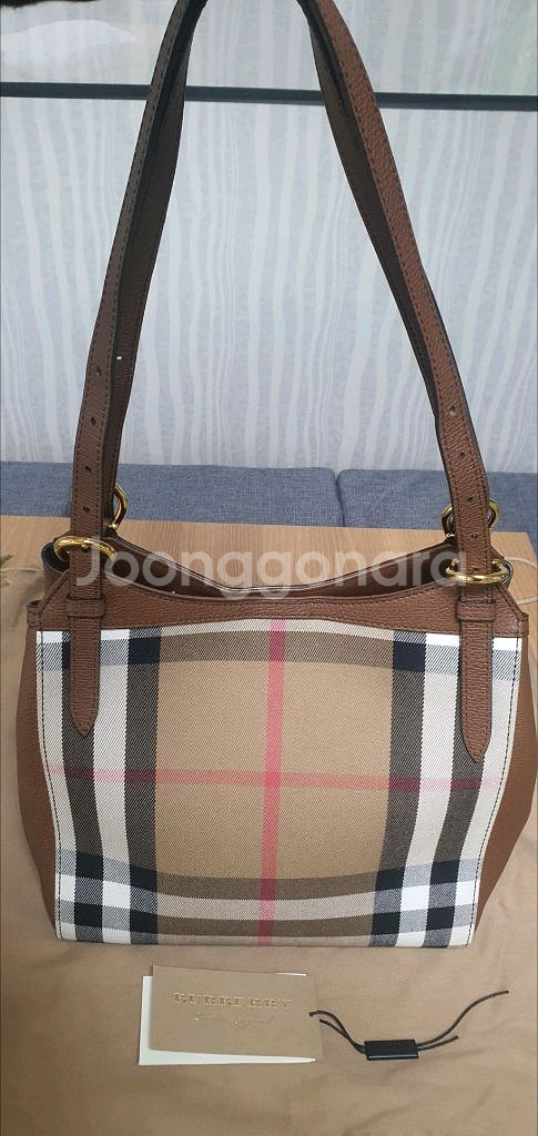 버버리 하우스체크 숄더백 토트백 새상품급 정품(감정O)구찌프라다루이비통디올고야드샤넬셀린느보테가생로랑--1
