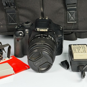 캐논 EOS 550D DSLR 카메라