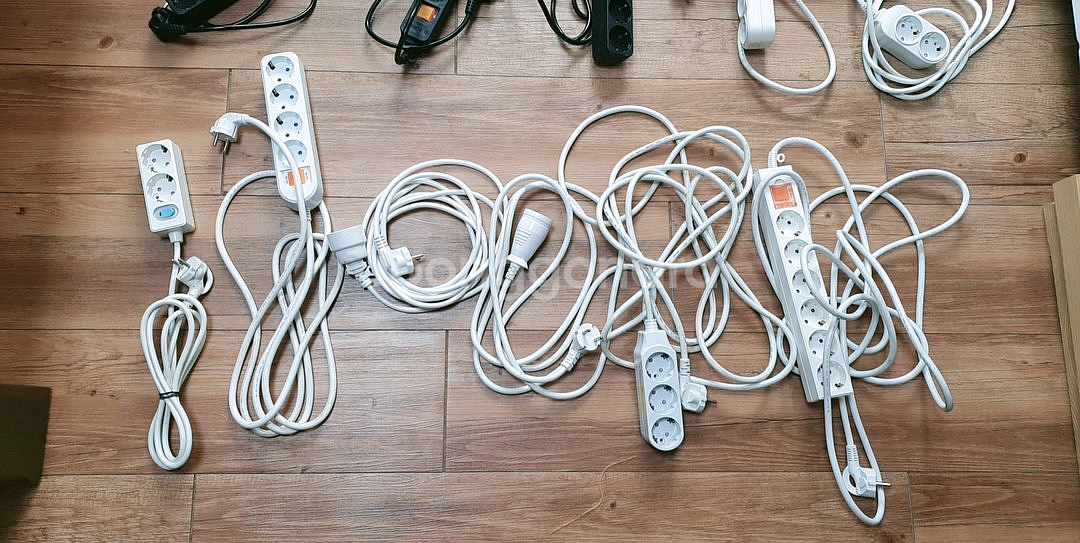 여러 멀티탭 개별 콘센트--8