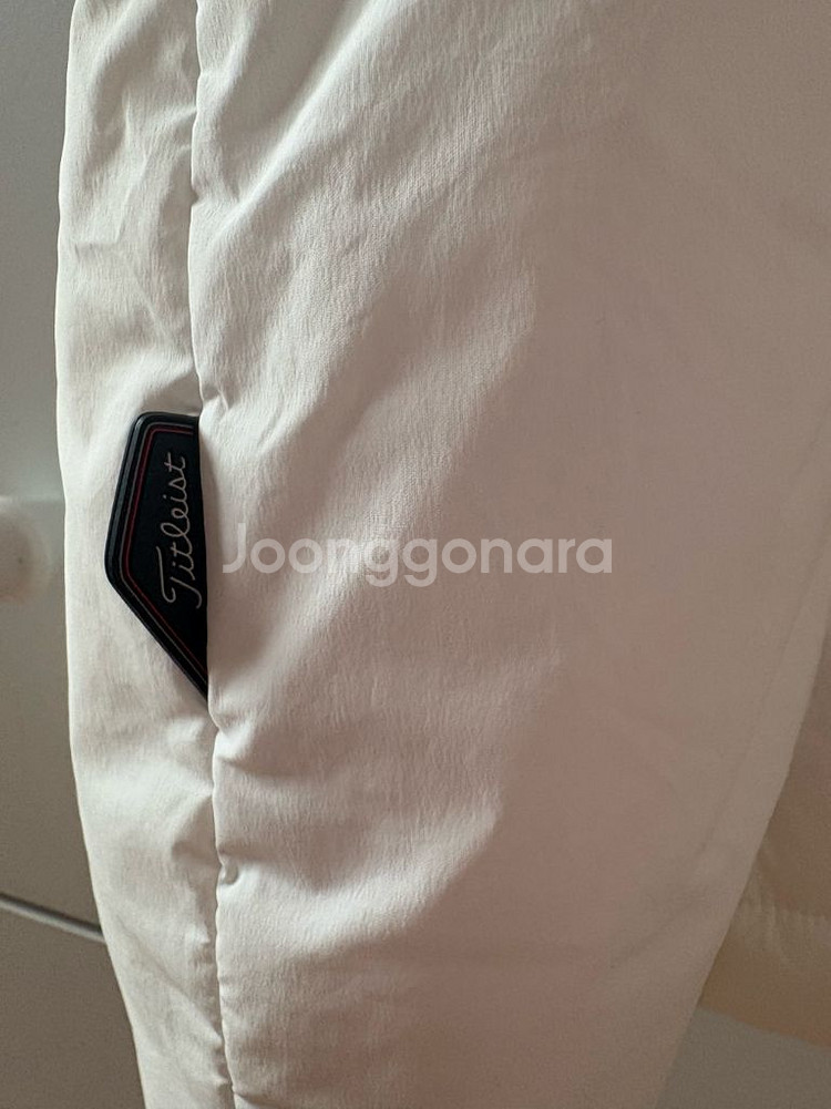 정품 타이틀리스트 경량패딩조끼 화이트 95호--2