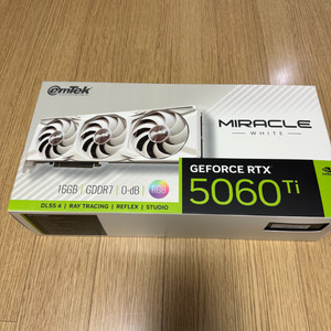 이엠텍 RTX 5060Ti 16GB 미라클 화이트