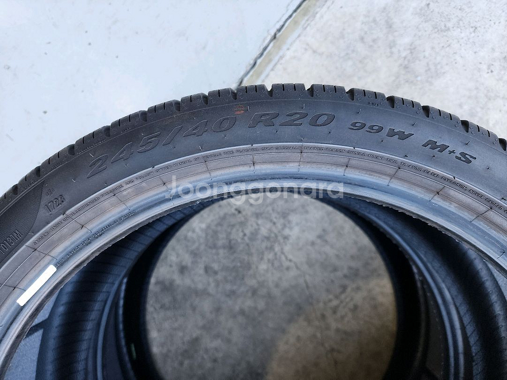 피렐리 피제로 올시즌 245 40 20 타이어, 흡음재타이어--3