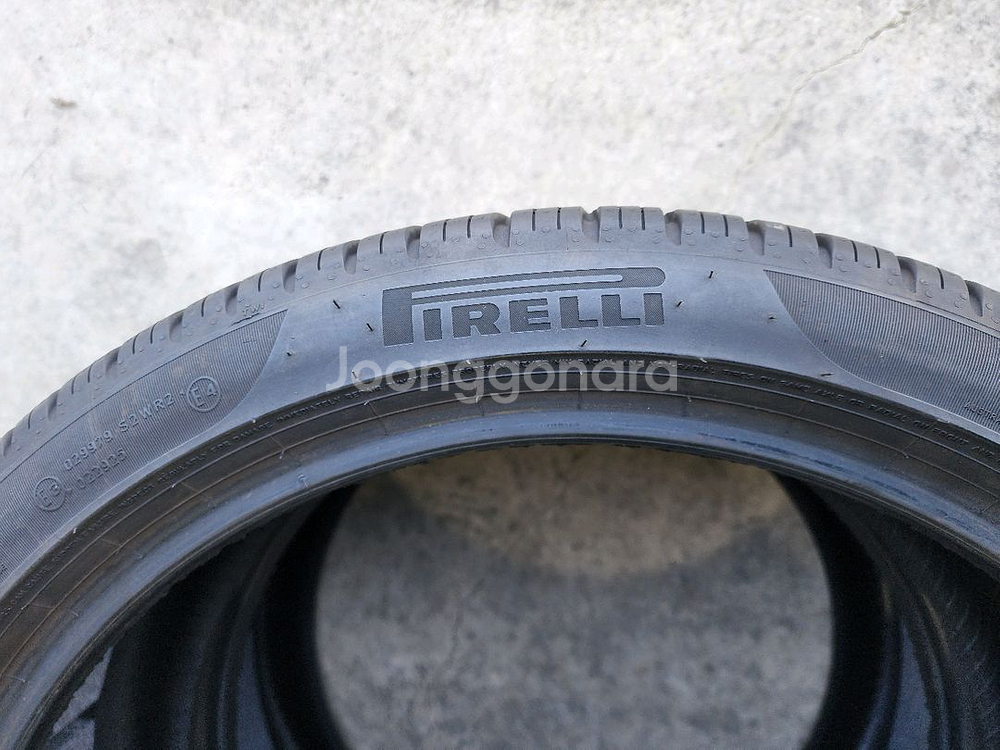 피렐리 피제로 올시즌 245 40 20 타이어, 흡음재타이어--1