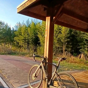 로드 자전거 메리다 리액토 4000 블랙 팝니다.