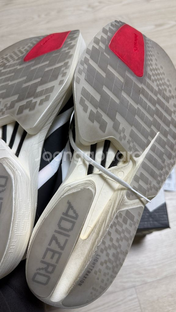 아디다스 아디제로 아디오스 프로4 러닝화--1