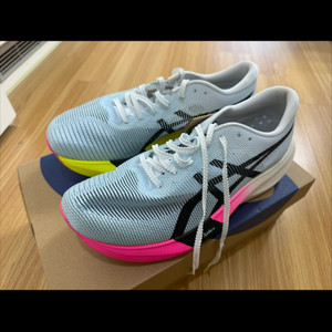 아식스 메타스피드 스카이 파리 러닝화