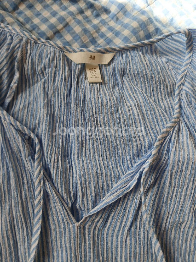 아크네 린넨티셔츠 저렴하게 드립니다.--4