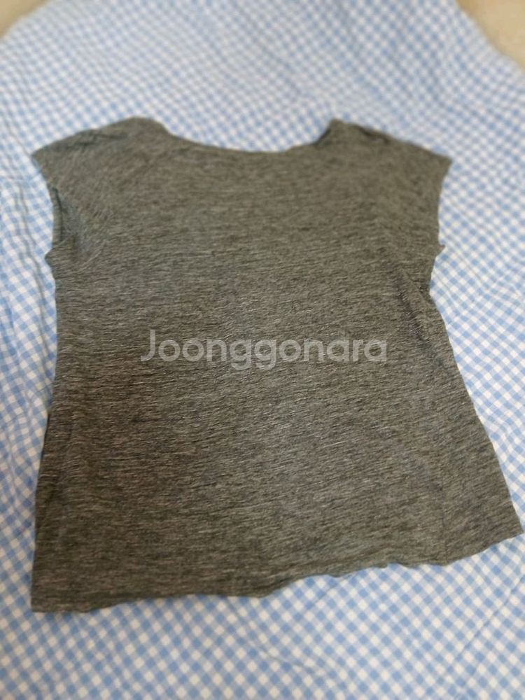 아크네 린넨티셔츠 저렴하게 드립니다.--3