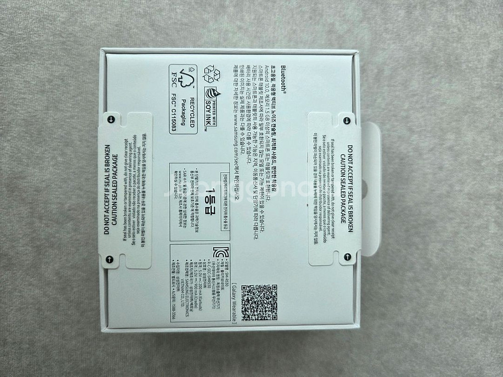 삼성 갤럭시 버즈3 화이트 미개봉--1