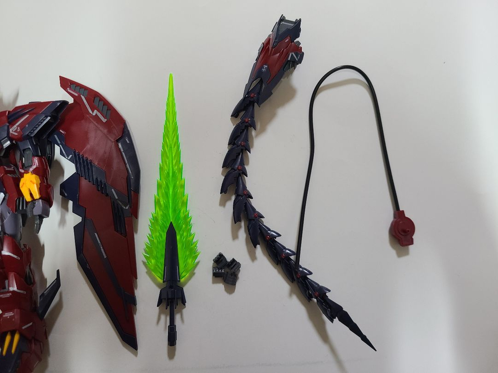 MG 에피온 가조립 건담 판매 합니다--1