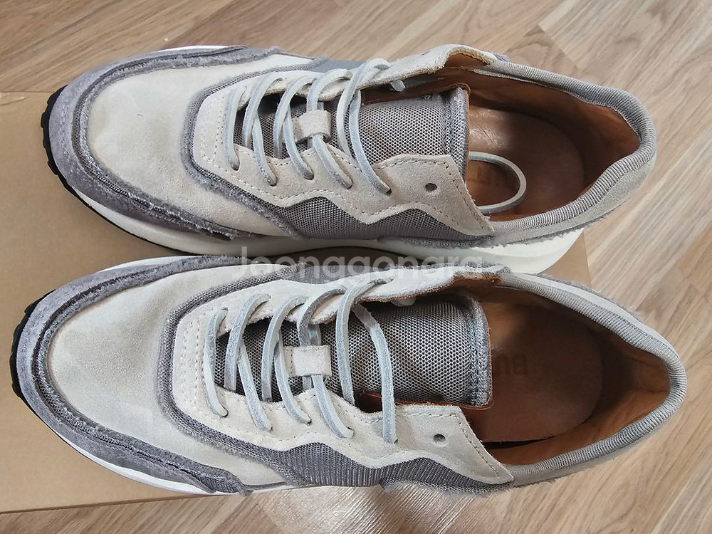 부테로 벤투라 그레이 39 사이즈--0